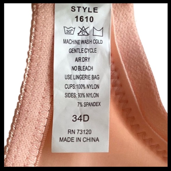 FREDRICKS OF HOLLYWOOD Voluptuous Full Figure Push Up Bra
Coral & Blue - Picture 4 of 7